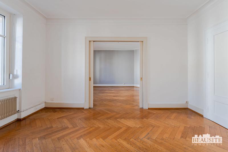 Appartement - 96 m² - 4 pièces