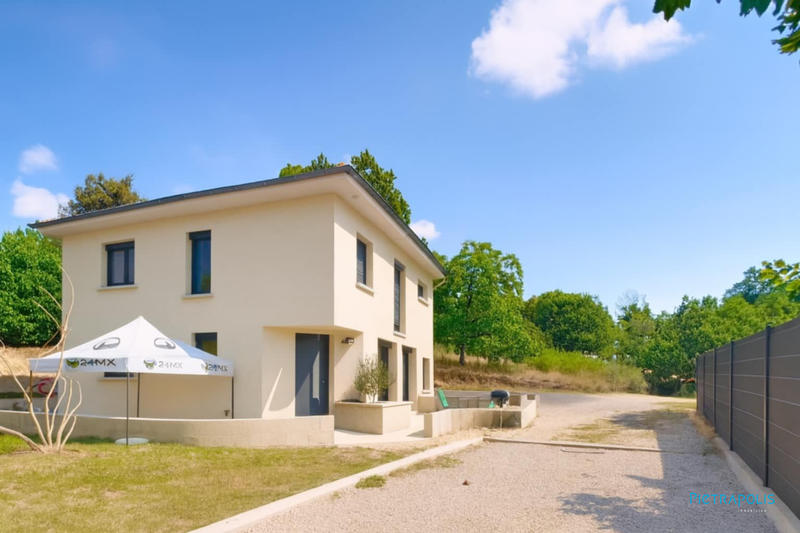 Maison - 146 m² - 5 pièces