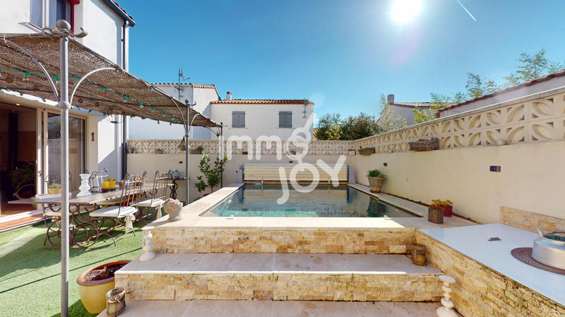 Maison - 85 m² - 4 pièces