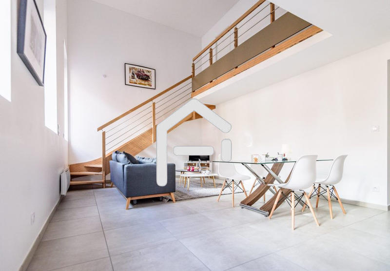 Appartement - 67 m² - 2 pièces