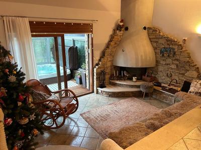 Maison - 320 m² - 10 pièces