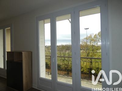 Appartement - 98 m² - 4 pièces