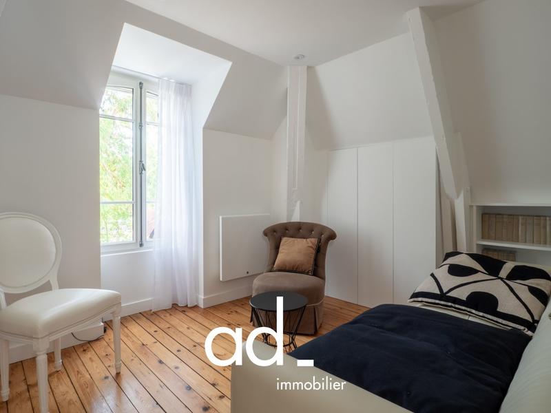 Maison - 170 m² - 6 pièces