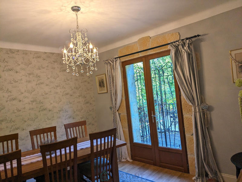 Maison - 140 m² - 6 pièces