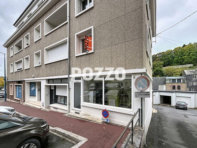 Local commercial - 62 m² - 3 pièces