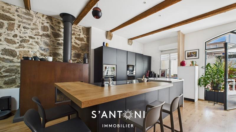 Maison - 163 m² - 5 pièces