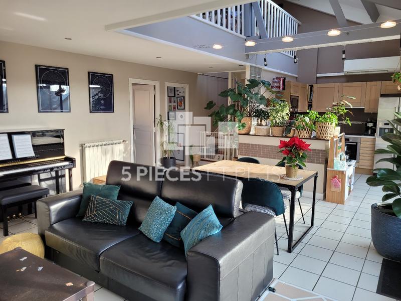 Maison - 112 m² - 5 pièces