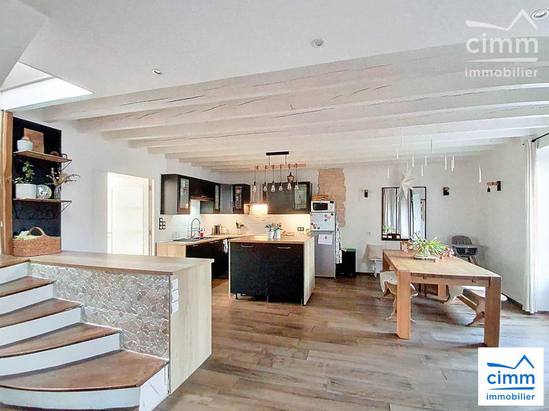 Maison - 155 m² - 6 pièces