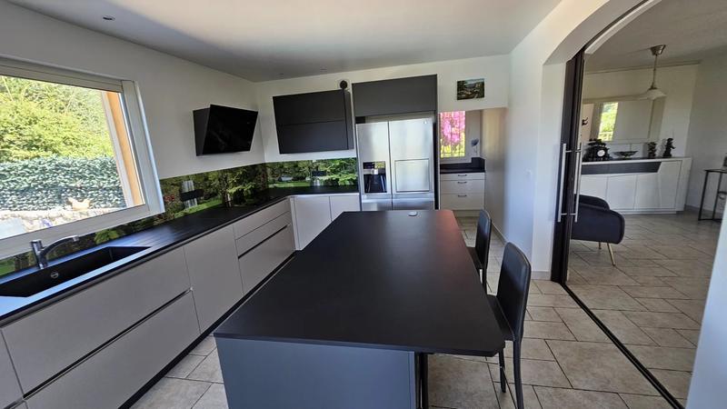 Villa - 210 m² - 7 pièces