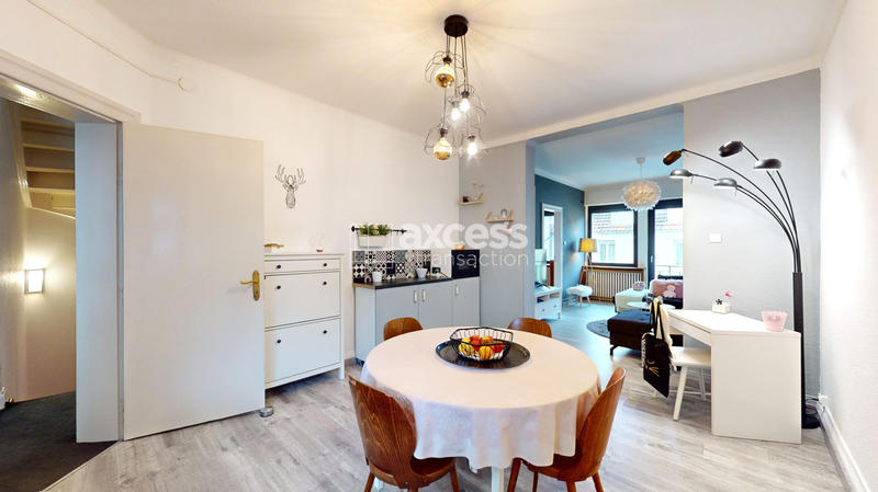 Duplex - 199 m² - 9 pièces