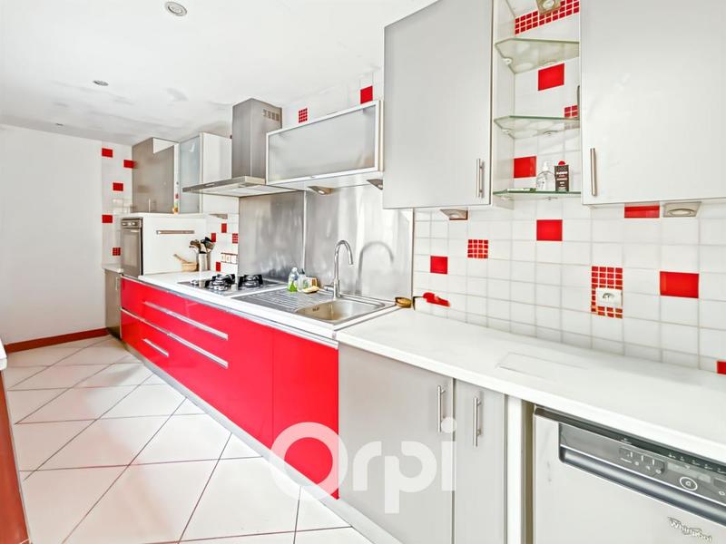 Maison - 159 m² - 6 pièces