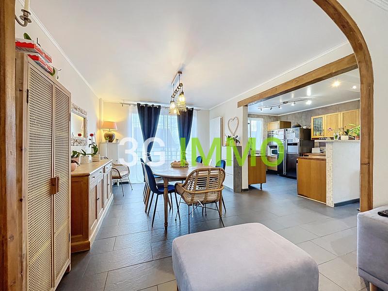 Maison - 115 m² - 6 pièces