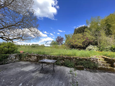 Maison - 282 m² - 7 pièces