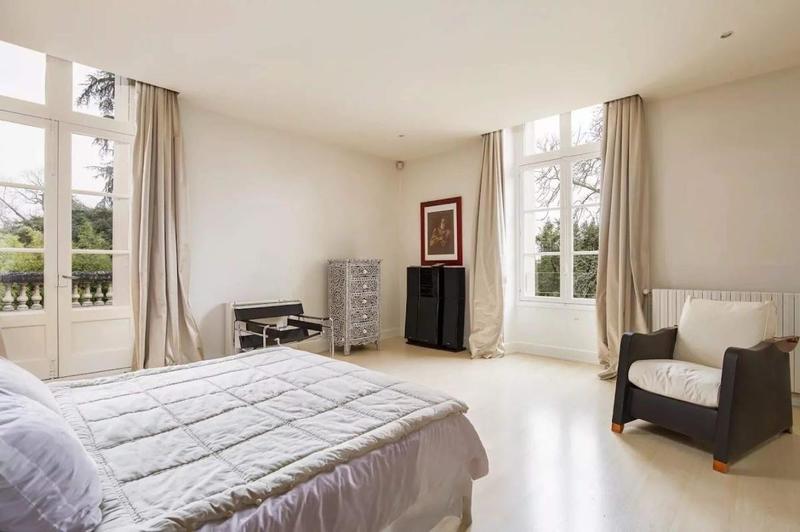 Maison de maîtres - 403 m² - 10 pièces