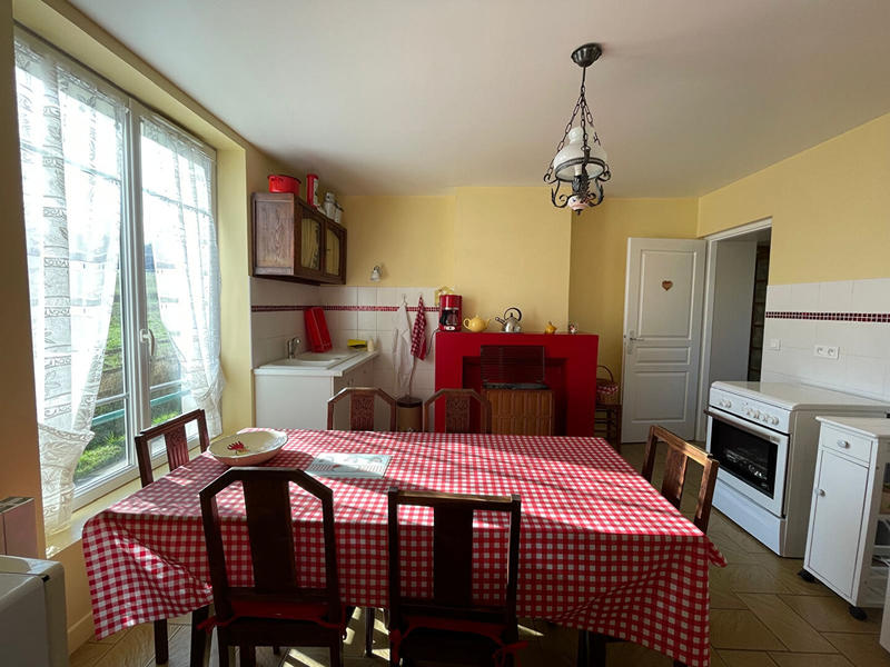 Maison - 137 m² - 5 pièces