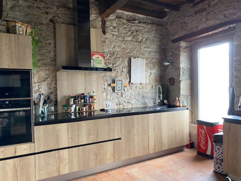 Maison - 400 m² - 8 pièces