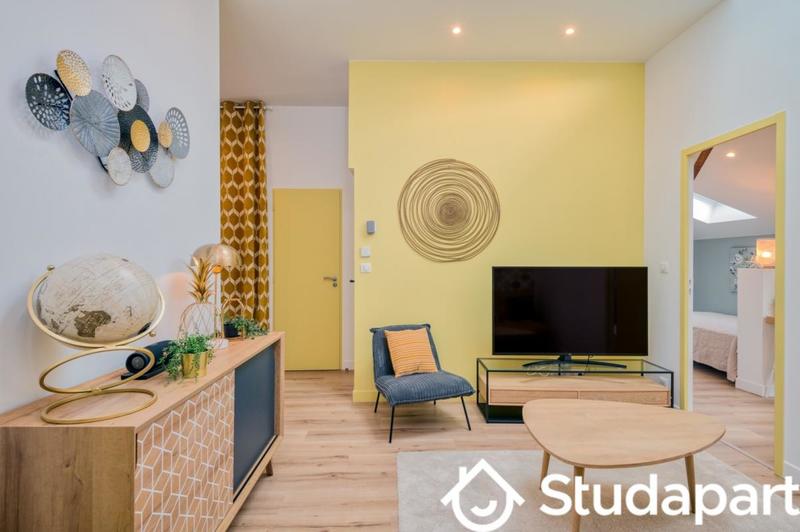 Chambre - 10 m² - 1 pièce