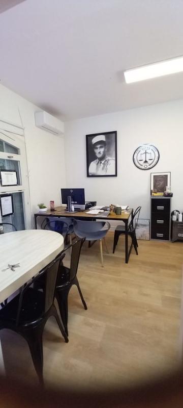 Bureau - 25 m² - 2 pièces