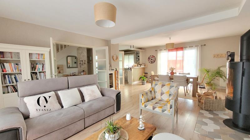 Maison - 150 m² - 8 pièces