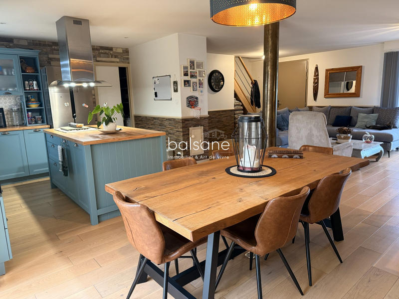 Maison - 125 m² - 6 pièces