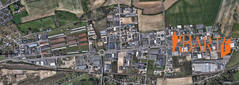 Local d'activités - 1 911 m²