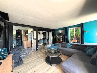 Demeure - 161 m² - 5 pièces