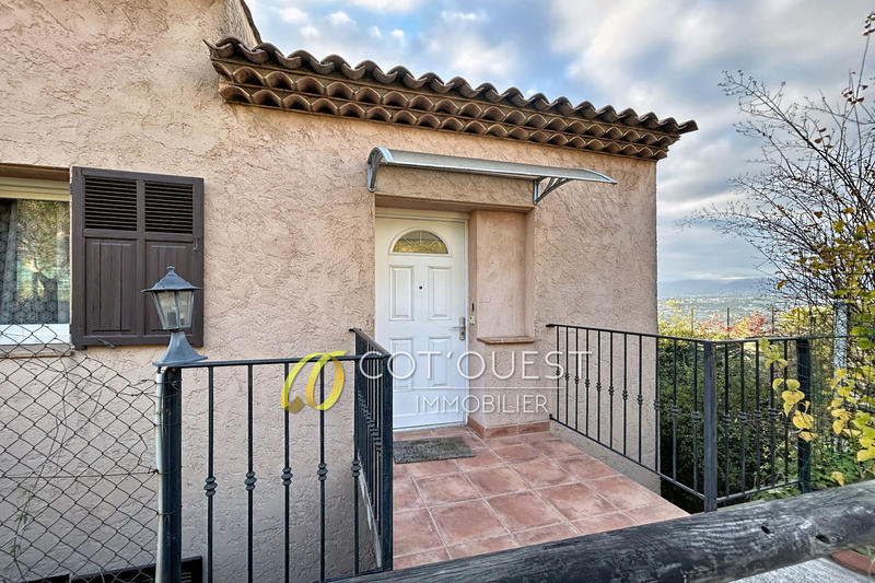 Maison - 265 m² - 7 pièces