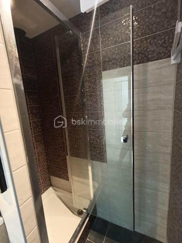 Immeuble - 90 m² - 4 pièces