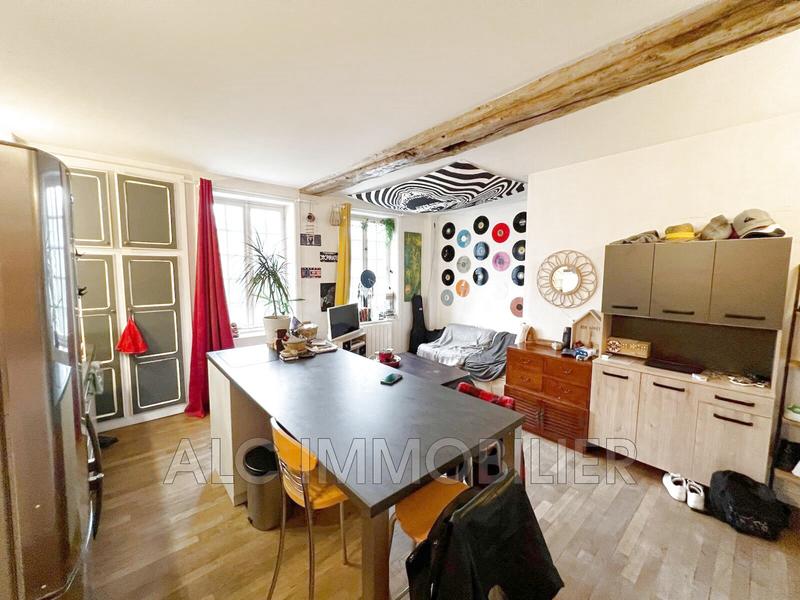 Maison - 180 m² - 6 pièces
