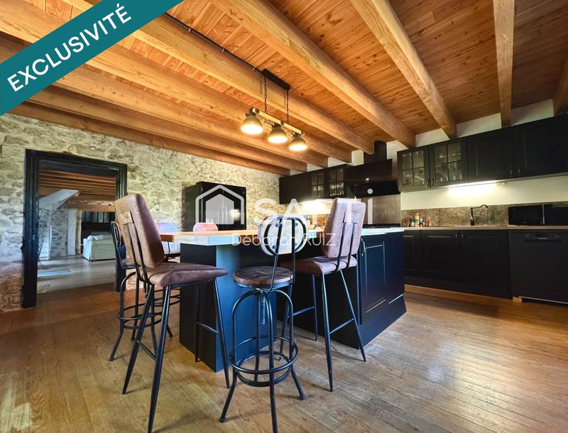 Maison - 184 m² - 6 pièces