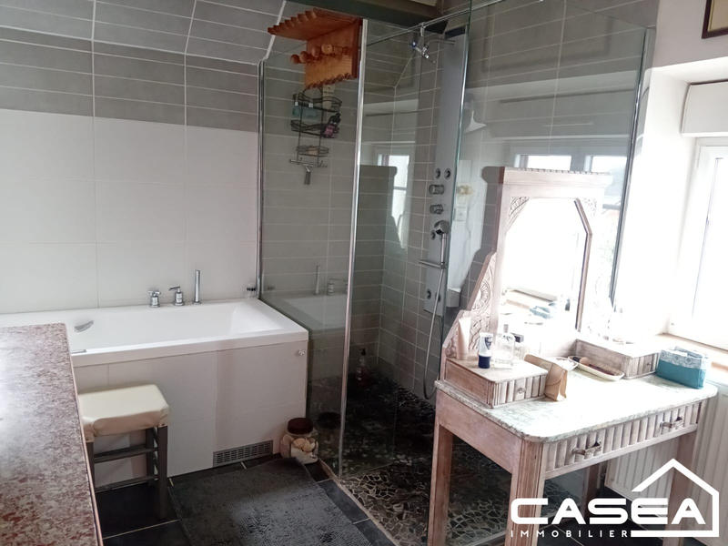 Maison - 160 m² - 8 pièces