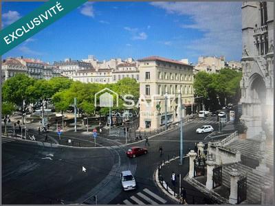 Local commercial - 107 m² - 2 pièces