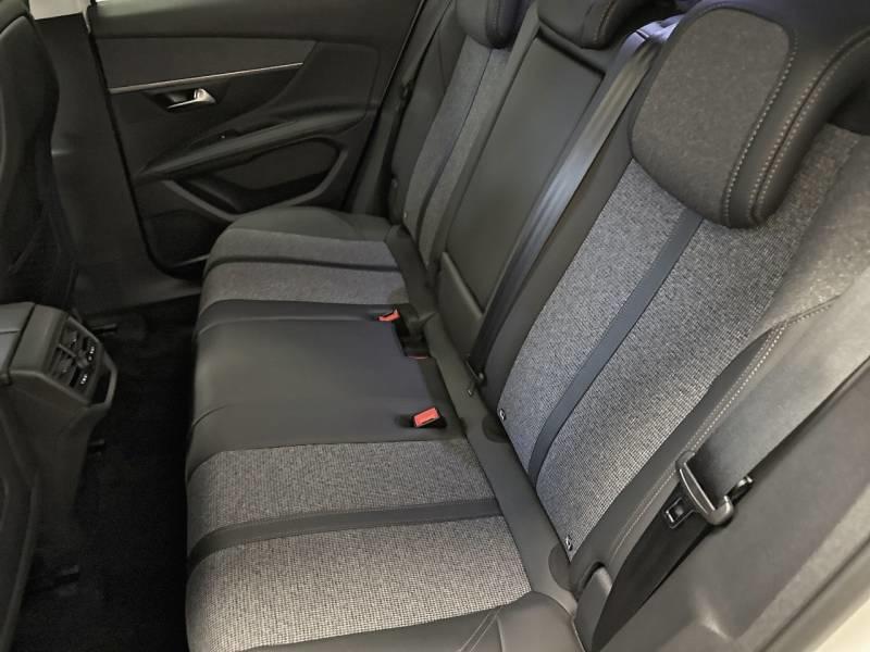 Peugeot 3008 Puretech 130ch s&amp;S Eat8 Allure