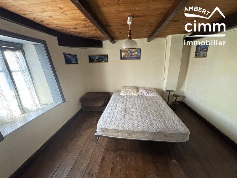 Maison - 131 m² - 13 pièces