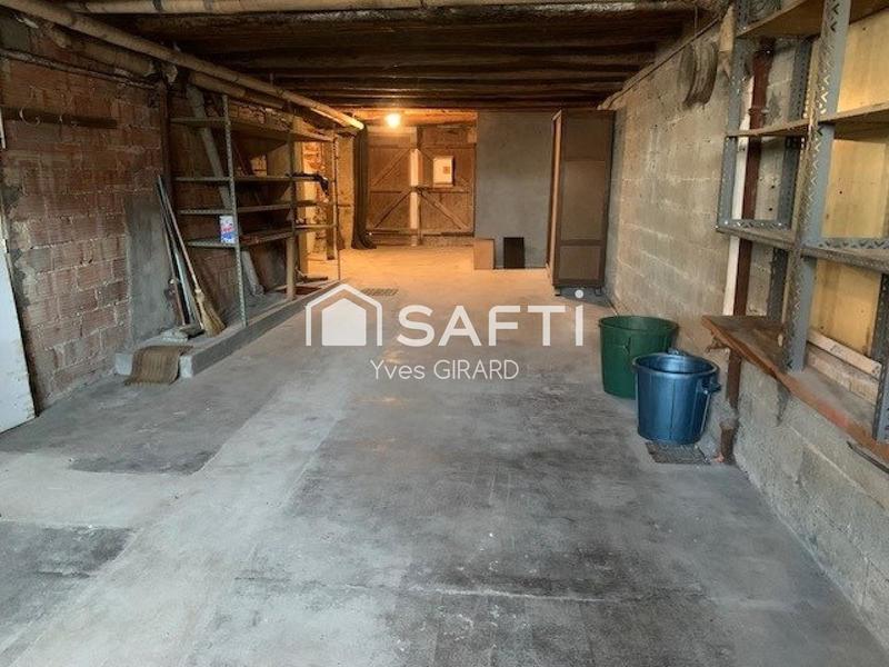 Maison de village - 222 m² - 8 pièces