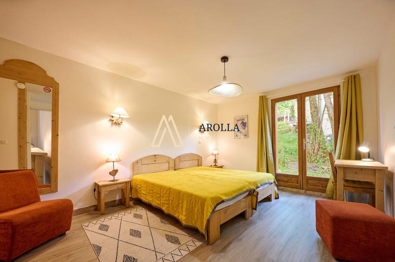 Châlet - 186 m² - 7 pièces