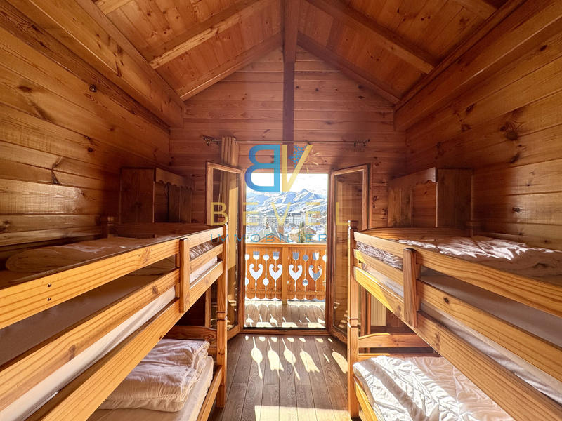 Châlet - 136 m² - 6 pièces