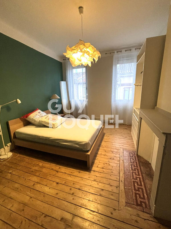 Maison - 204 m² - 6 pièces