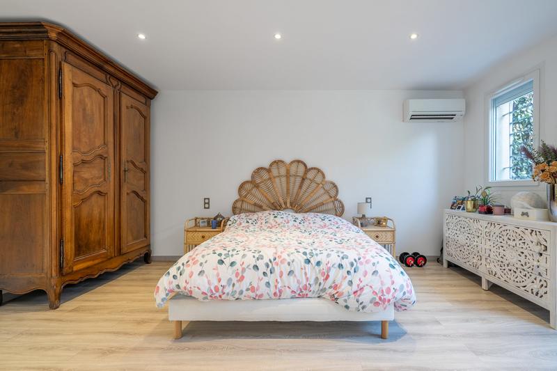 Villa - 206 m² - 5 pièces