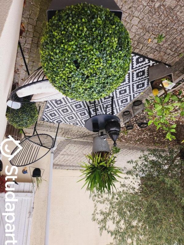 Chambre - 12 m² - 1 pièce