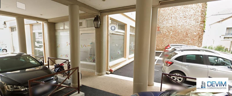 Local commercial - 106 m²