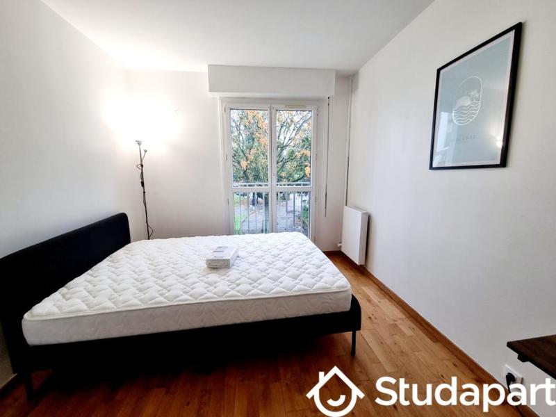 Chambre - 9 m² - 1 pièce