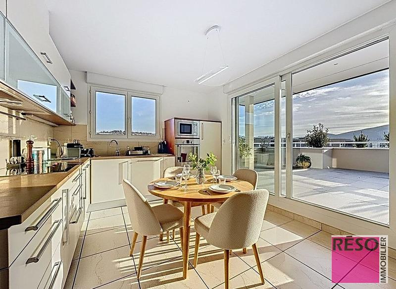 Appartement - 138 m² - 5 pièces