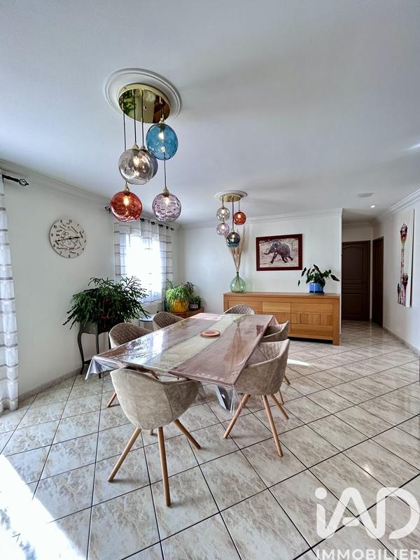 Maison - 105 m² - 4 pièces