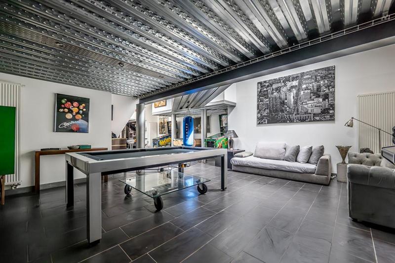 Appartement - 200 m² - 6 pièces