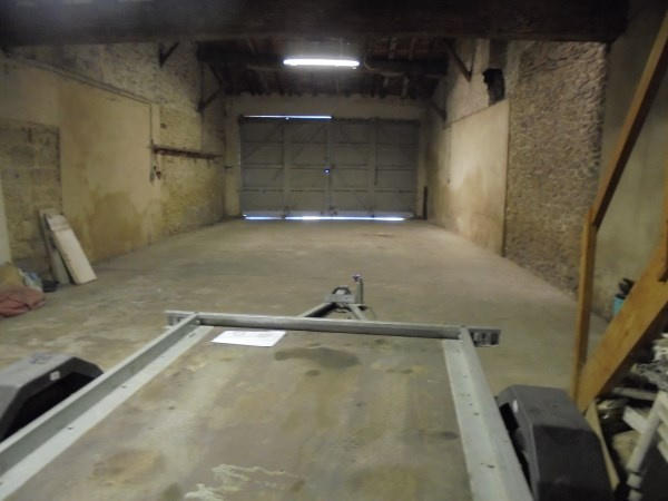 Parking / Garage - 120 m²