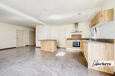 Maison - 102 m² - 5 pièces