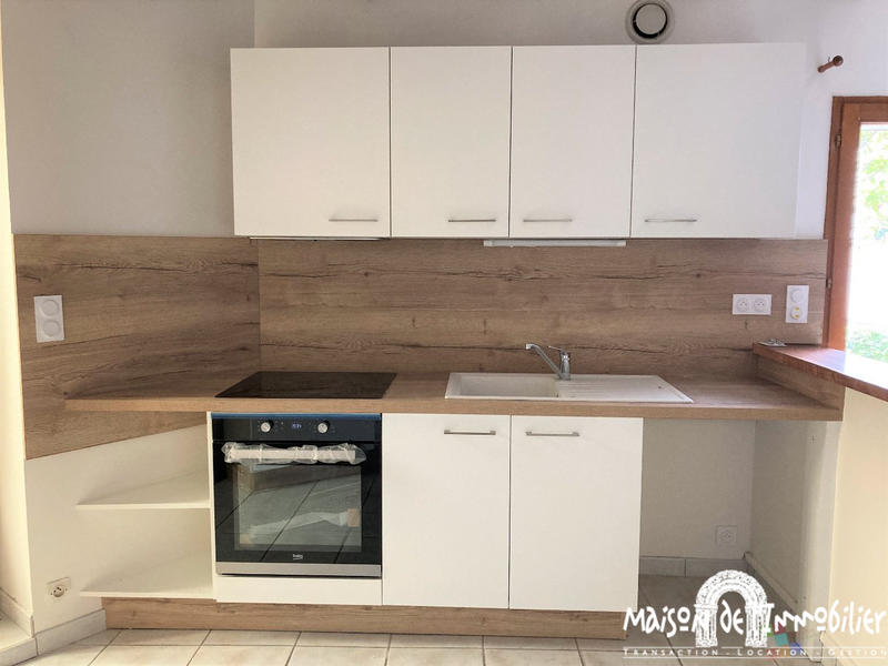 Appartement - 75 m² - 3 pièces