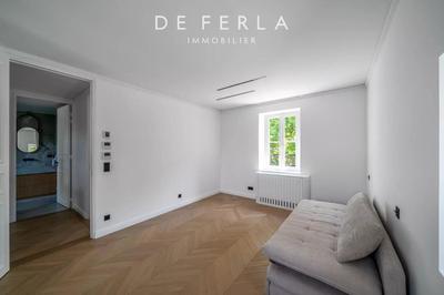 Hôtel particulier - 325 m² - 12 pièces