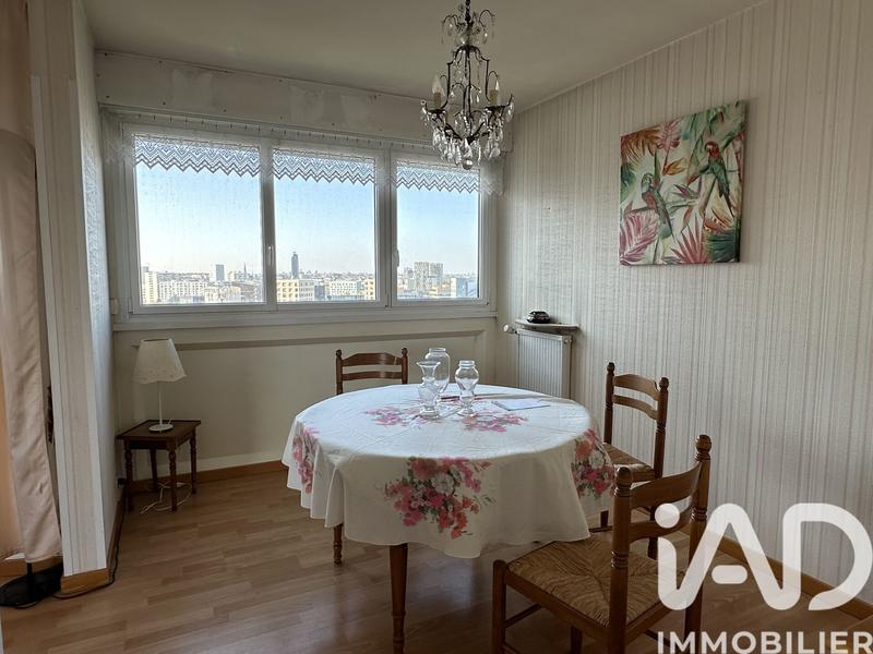 Appartement - 75 m² - 4 pièces